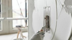 راز دیوارهای مقاوم و صاف: گچ ضد آب!