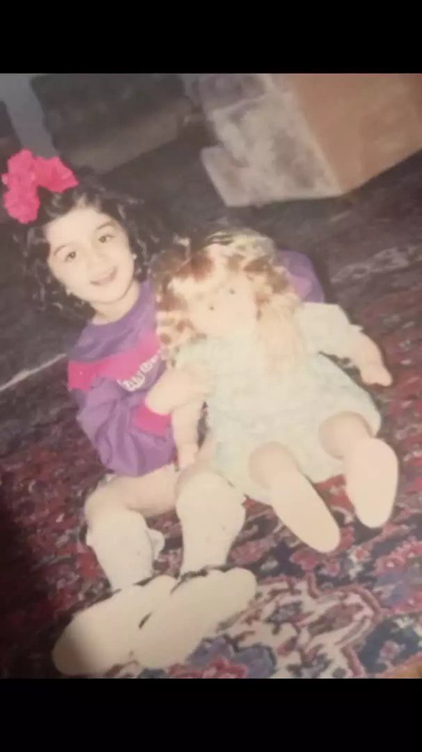 عکس کودکی رزیتا دغلاوی نژاد "دلبر مشهور ایرانی"