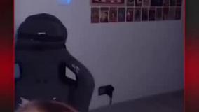 لحظه وقوع زلزله ۶.۱ ریشتری هنگام پخش زنده یک یوتیوبر