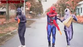 فیلم مرد عنکبوتی نبرد اسپایدرمن و دوستان در خانه قدیمی برنامه کودک جدید