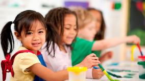 پیش دبستانی شکوفه های آسمانی