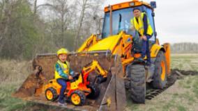 برنامه کودک سنیا - تراکتور های شکسته - سنیاشو - برنامه سرگرمی کودک