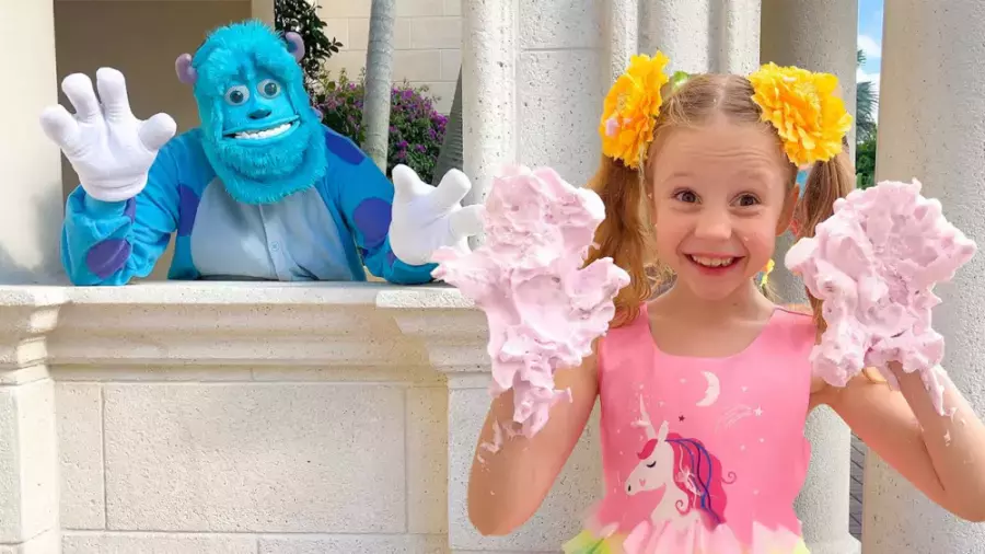 برنامه کودک بازی خلاقانه با ناستیا و بابایی | ماجراهای ناستیا و استیسی