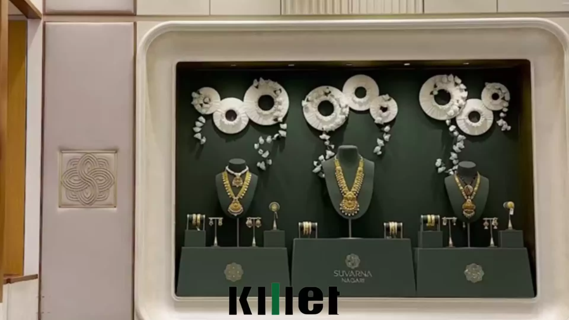 جادوی دکوراسیون طلافروشی ✨