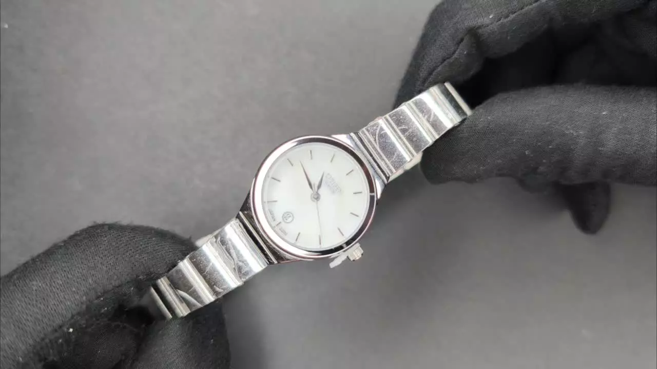 ساعت زنانه سیتیزن اسپشیال لوکس آویز