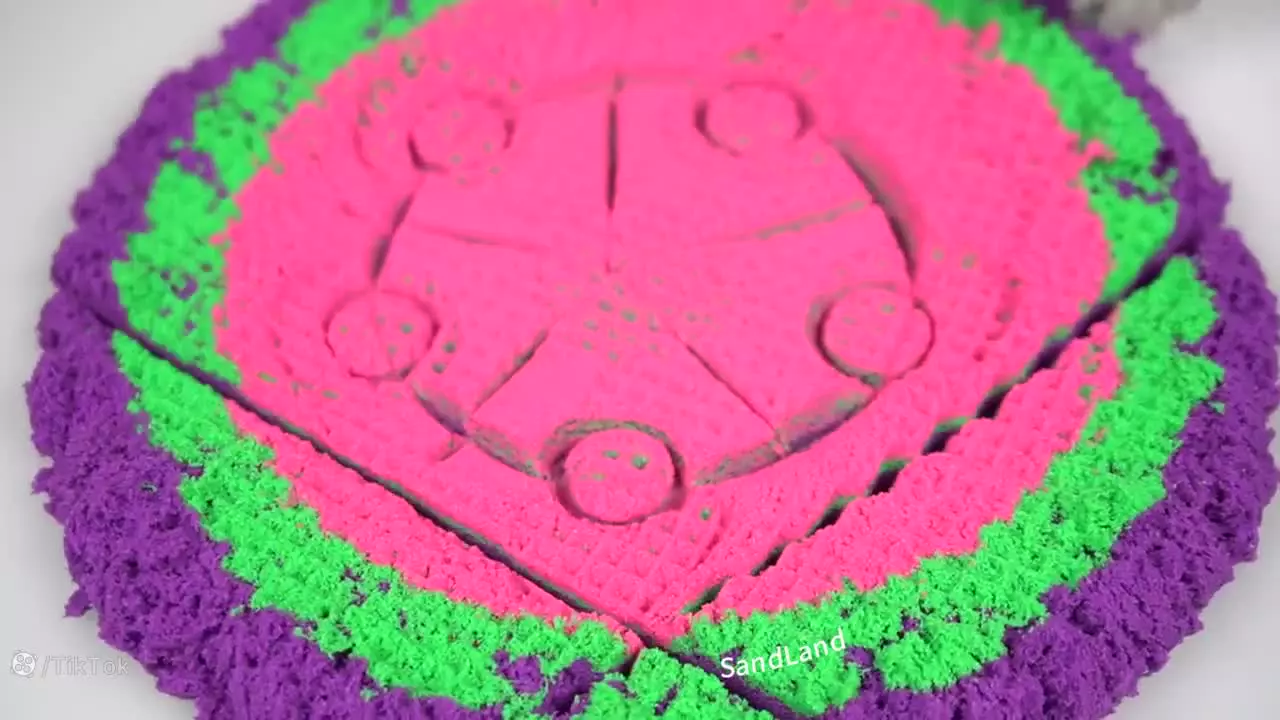 دنیای رنگارنگ کودک در کارتون شن بازی طولانی بازی شن و ماسه جنبشی