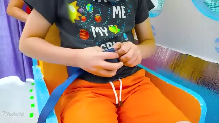 سرگرمی ولاد و نیکی - چالش هزار دکمه ولادو نیکی - برنامه کودک ولاد و نیکی جدید