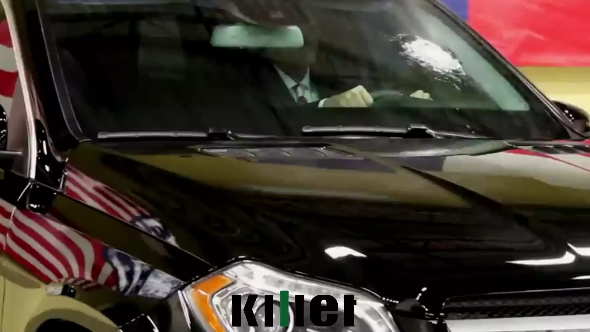 تست واقعی شیشه ضدگلوله مرسدس بنز با کلاشینکف!