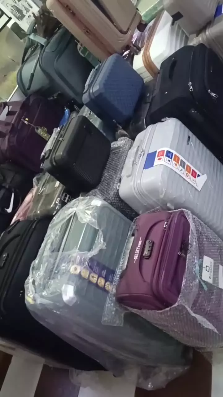 چمدان های فایبرگلاس 2025