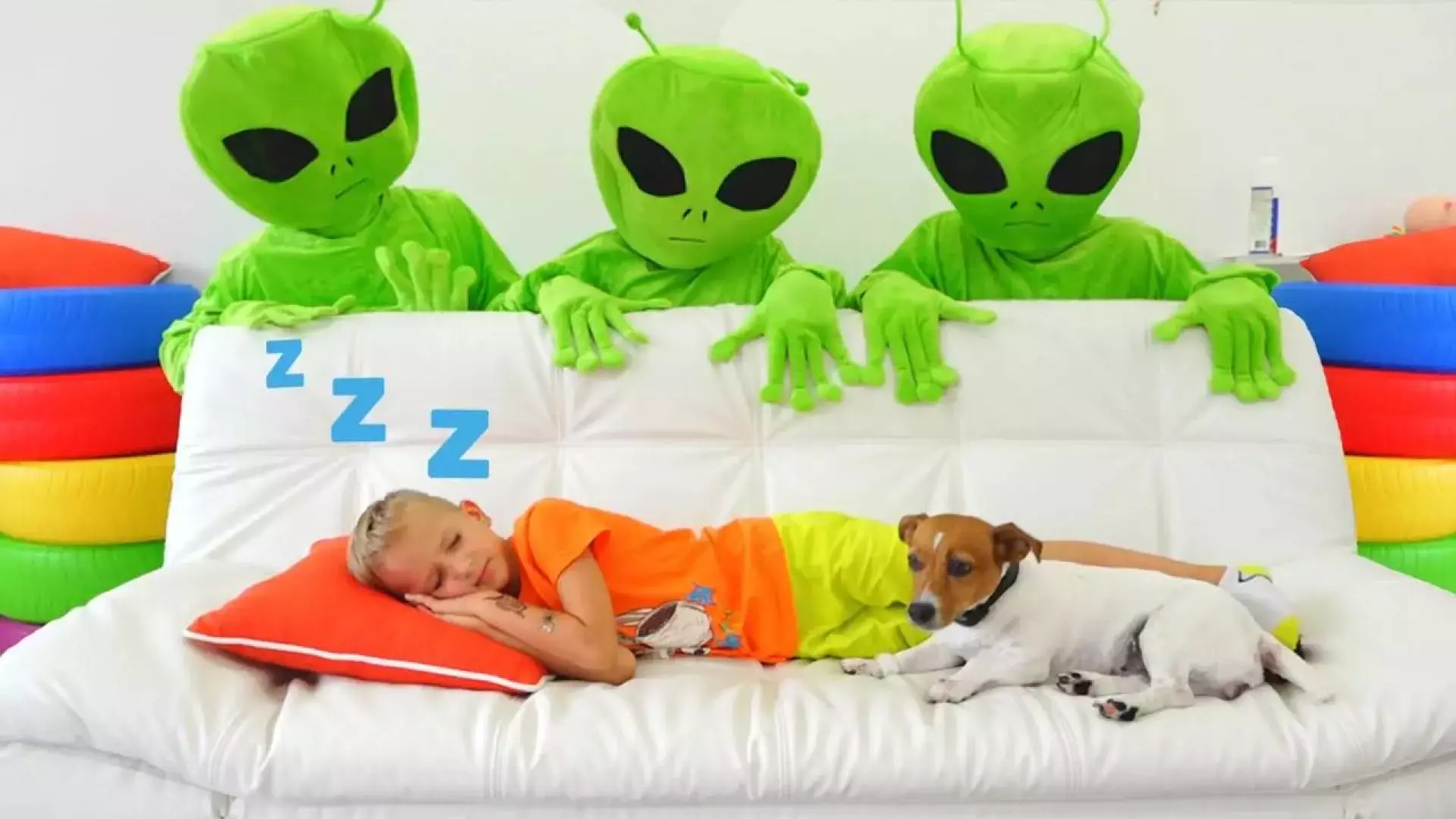 مامان خوابیده مثلا آخر خنده ولاد نیکی ولاد نیکیتا برنامه کودک ولاد و نیکی کارتون