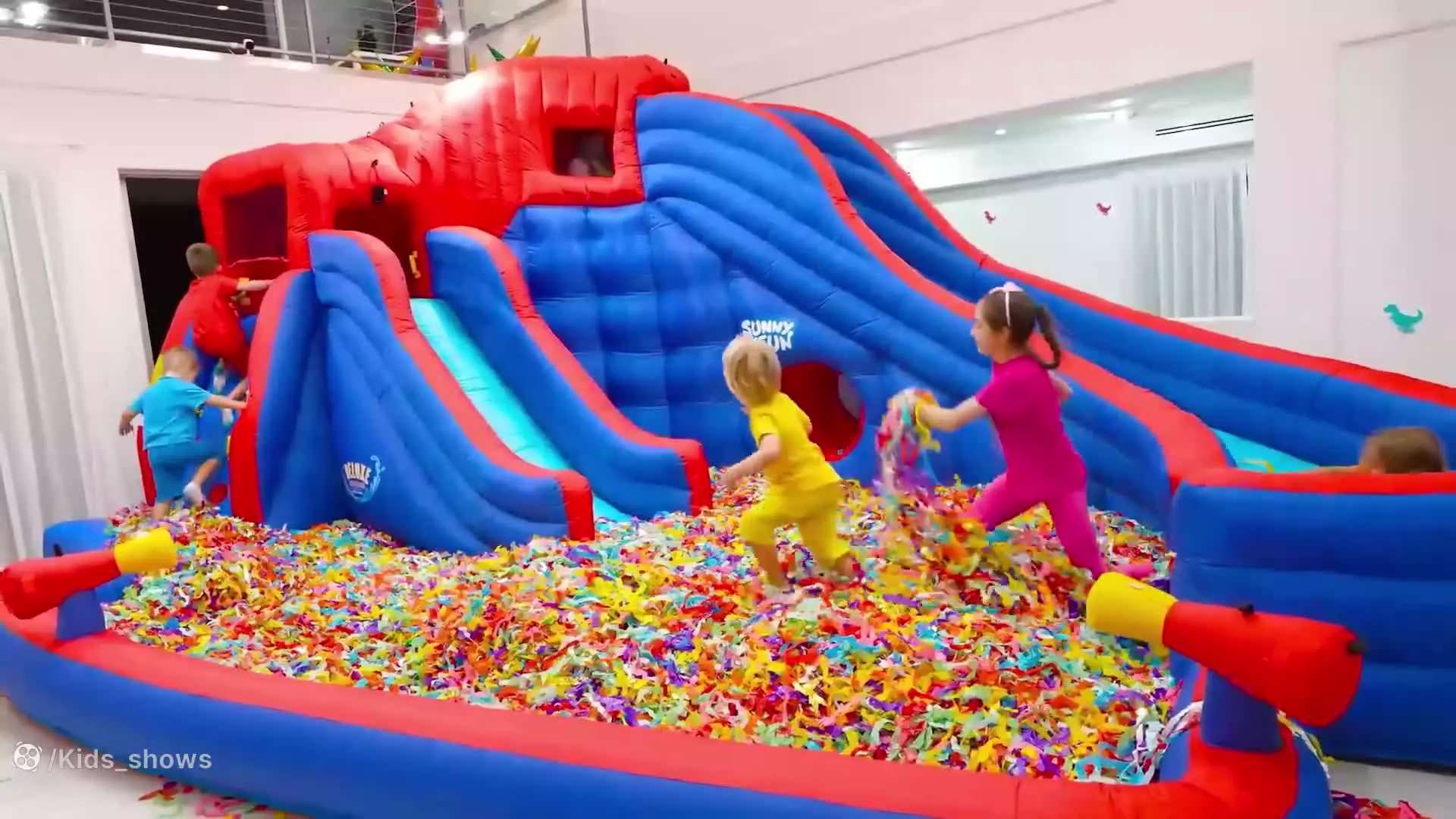 ولاد و نیکی جدید - کارتون ولاد و نیکی - برنامه کودک ولاد و نیکی سرسره بادی