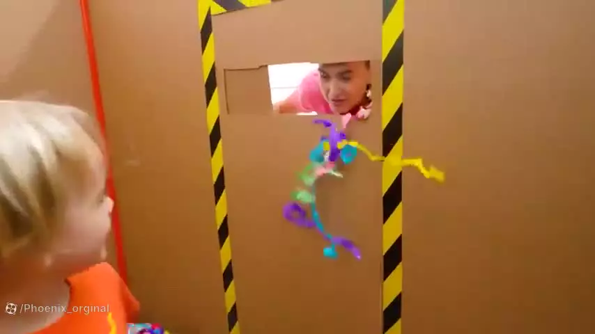 برنامه کودک - کارتون جدید - کودک سرگرمی -با ولاد و نیکی: روزهای خنده‌دار