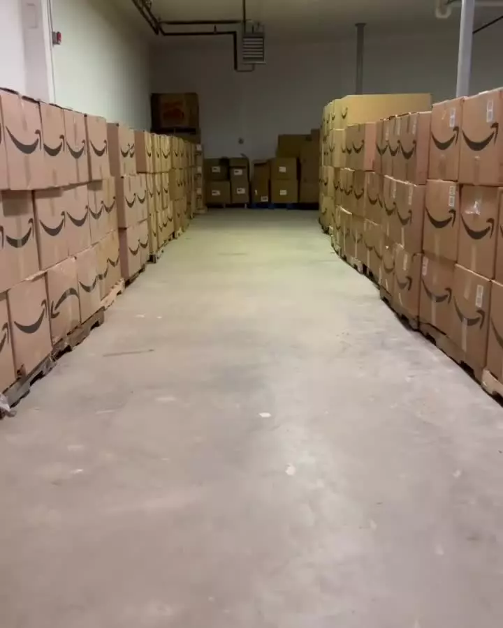 پالت آمازون در کمپانی چرو