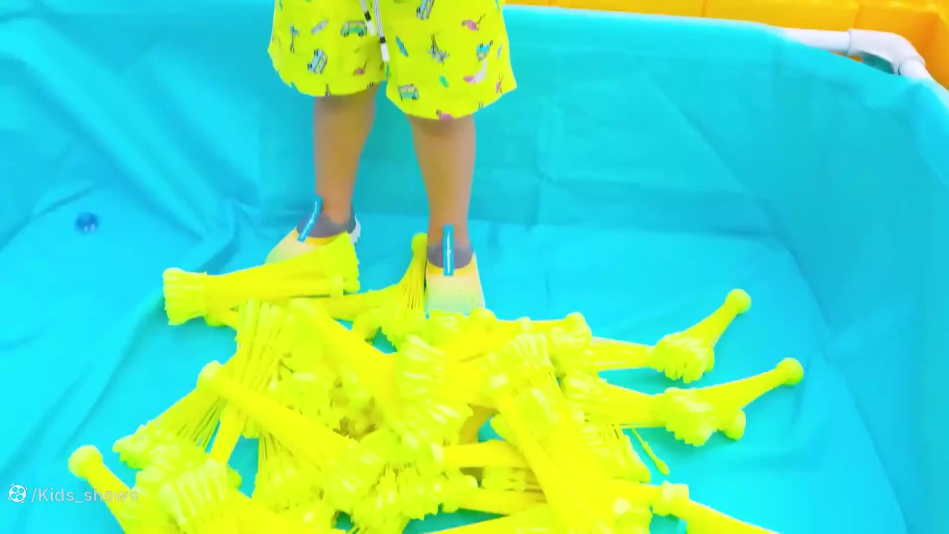 ولاد و نیکی جدید - کارتون ولاد و نیکی - برنامه کودک ولاد و نیکی خانه ها رنگی