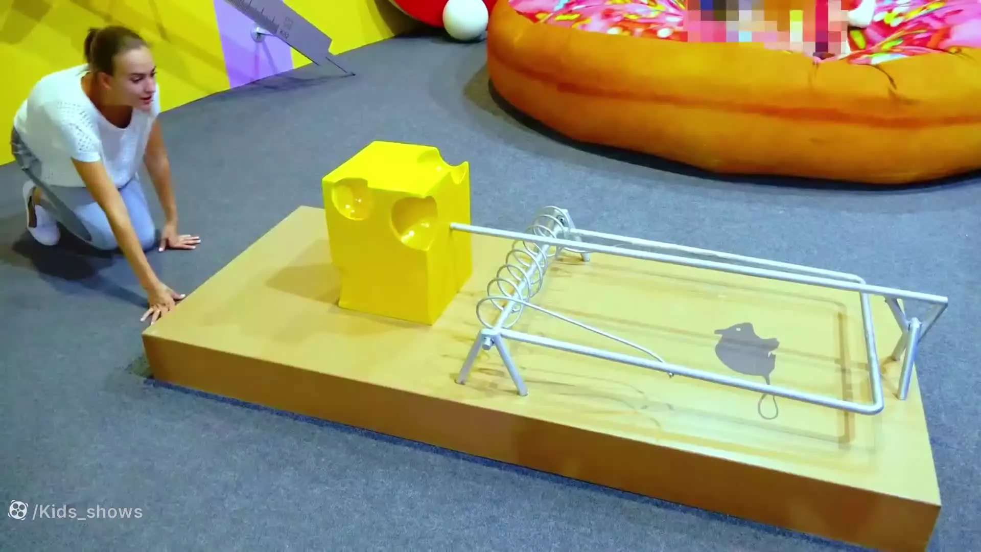 برنامه کودک کارتون کودک::ولاد سرگرمی کودک-برنامه کودک ولاد نیکی اسباب بازی عجیب