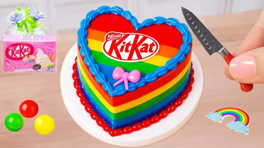 طرز تهیه کیک مینیاتوری قلب رنگین کمانی با شکلات | مینی کیک رنگین کمانی