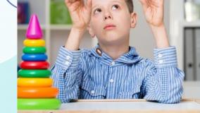 نشانه‌های اصلی اوتیسم در کودکان