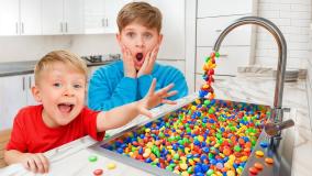 ولاد و نیکی دکتر بازی | معاینه خنده‌دار و آموزش مراقبت از سلامتی