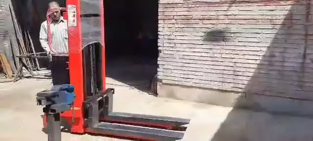 تولید و ساخت استاکر و بالابر