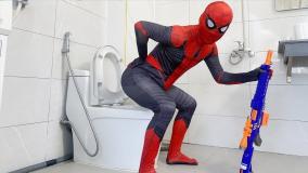 نبرد مرد عنکبوتی و اسپایدرمن ، مرد عنکبوتی و خنده دار spiderman - مرد عنکبوتی