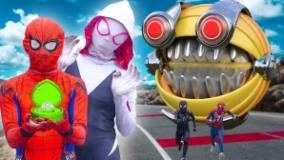 نبرد مرد عنکبوتی و اسپایدرمن دعوای بچه ها مردعنکبوتی spiderman مبارزه مرد عنکبوت