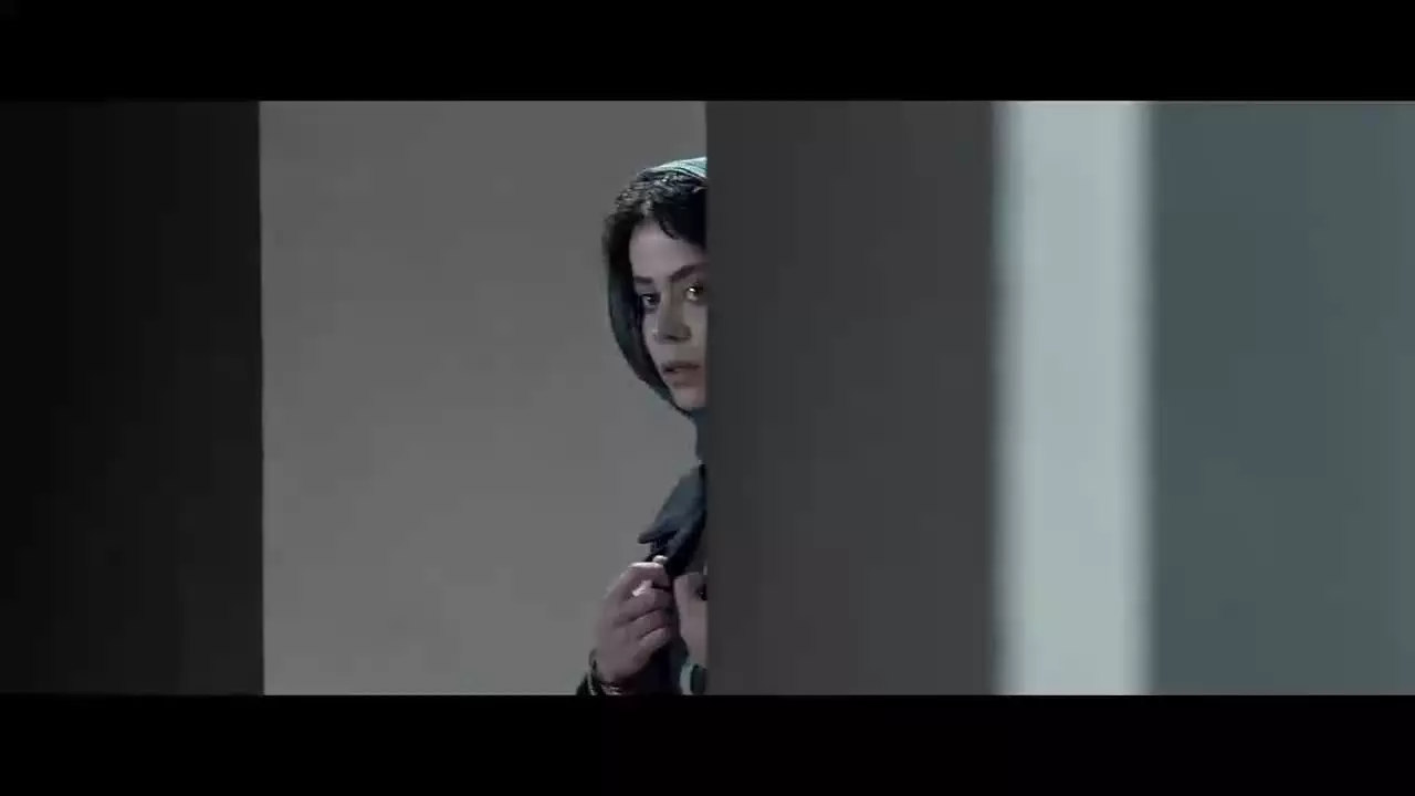 دوزیست فیلم درام با جواد عزتی