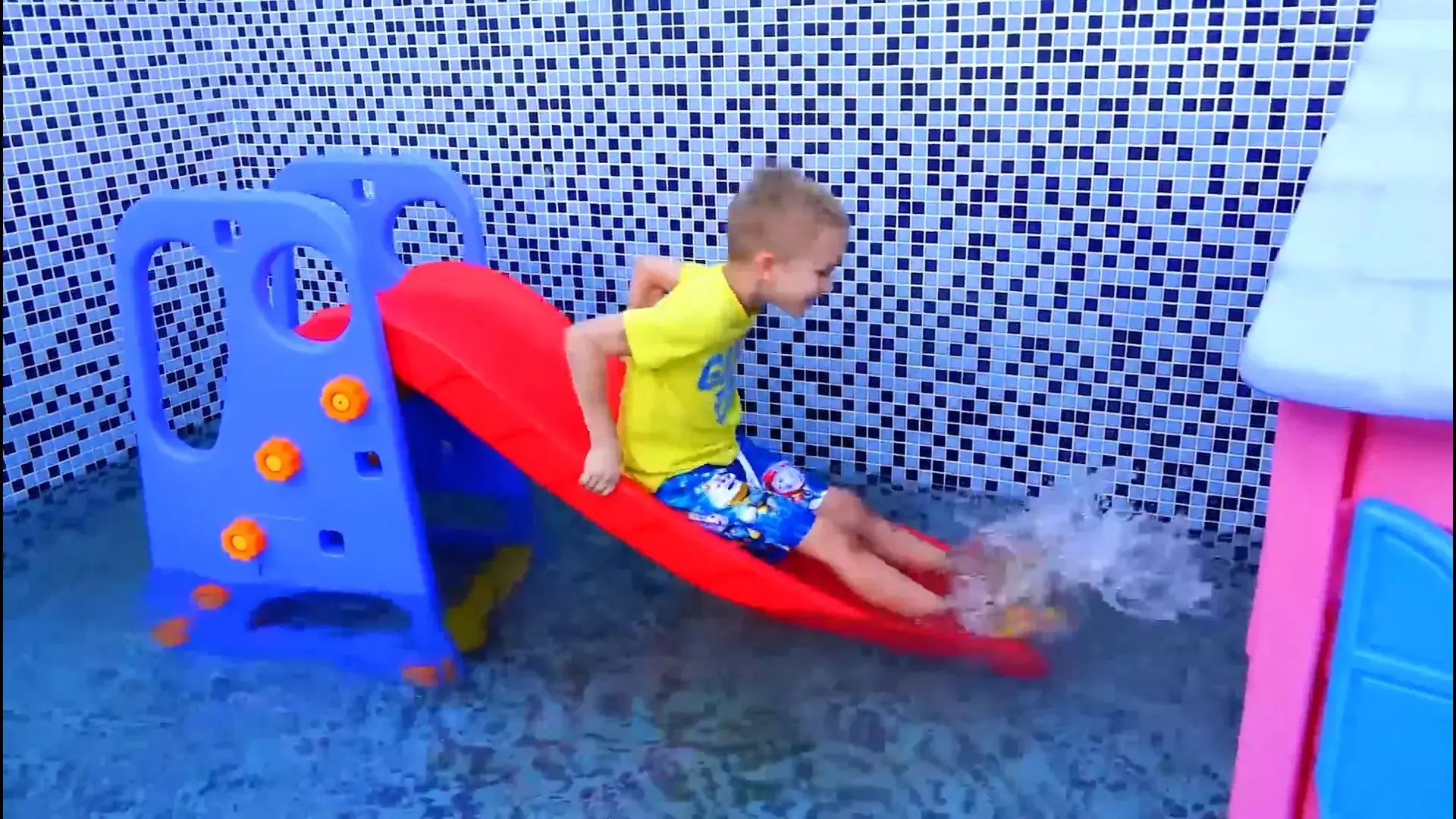 ولاد و نیکی / برنامه کودک ولاد نیکیتا ماجراهای ولادشو طولانی خنده دار سرگرمی