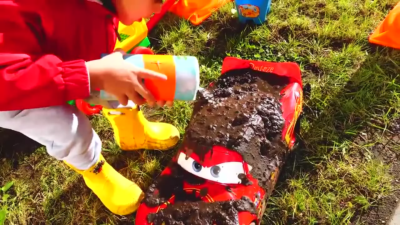 ولاد و نیکی - برنامه کودک - ماشین کثیف نیکیتا - کارتون کودک