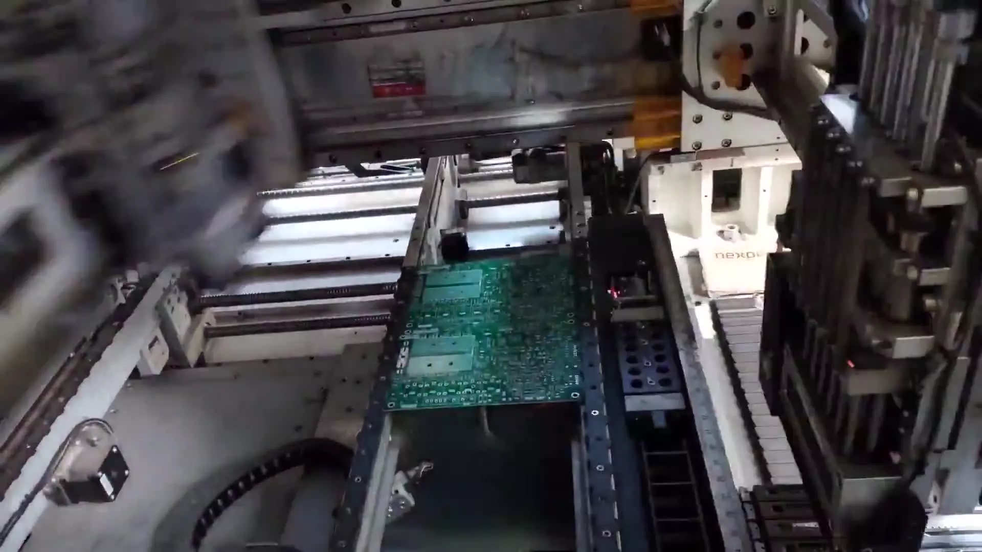 مرکز خدمات تخصصی یو پی اس در مشهد