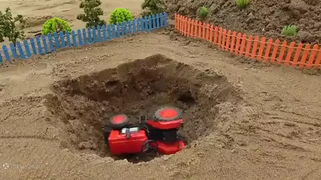 اسباب بازی تراکتور / ماشین بازی کودکان / ماشین اسباب بازی / سرگرمی کودک