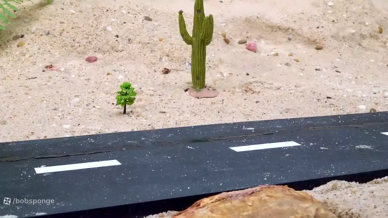 ماشین پلیس؛ تراکتور؛ داستان ماشین اسباب بازی؛ پلیس ماشین