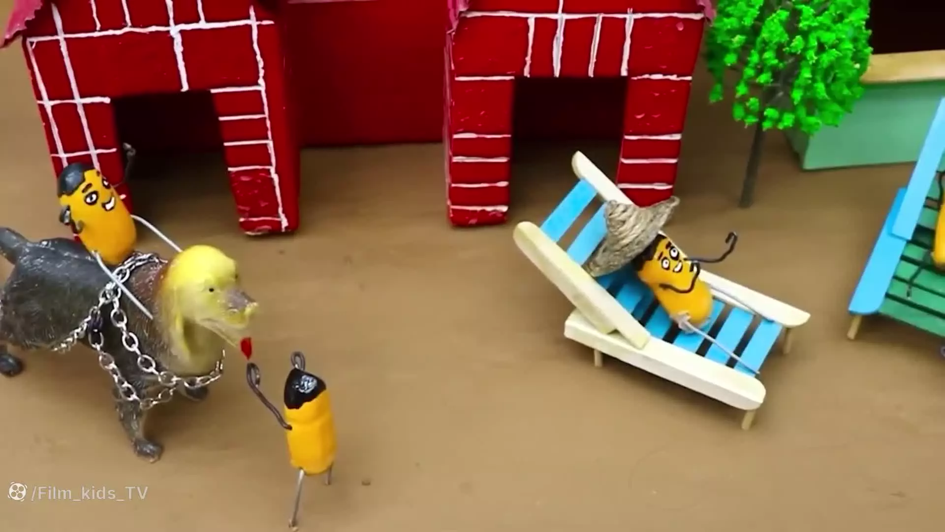 ماشین بازی مکانیکی ،ماشین کشاورزی ، ماشین اسباب بازی ، تراکتور بازی