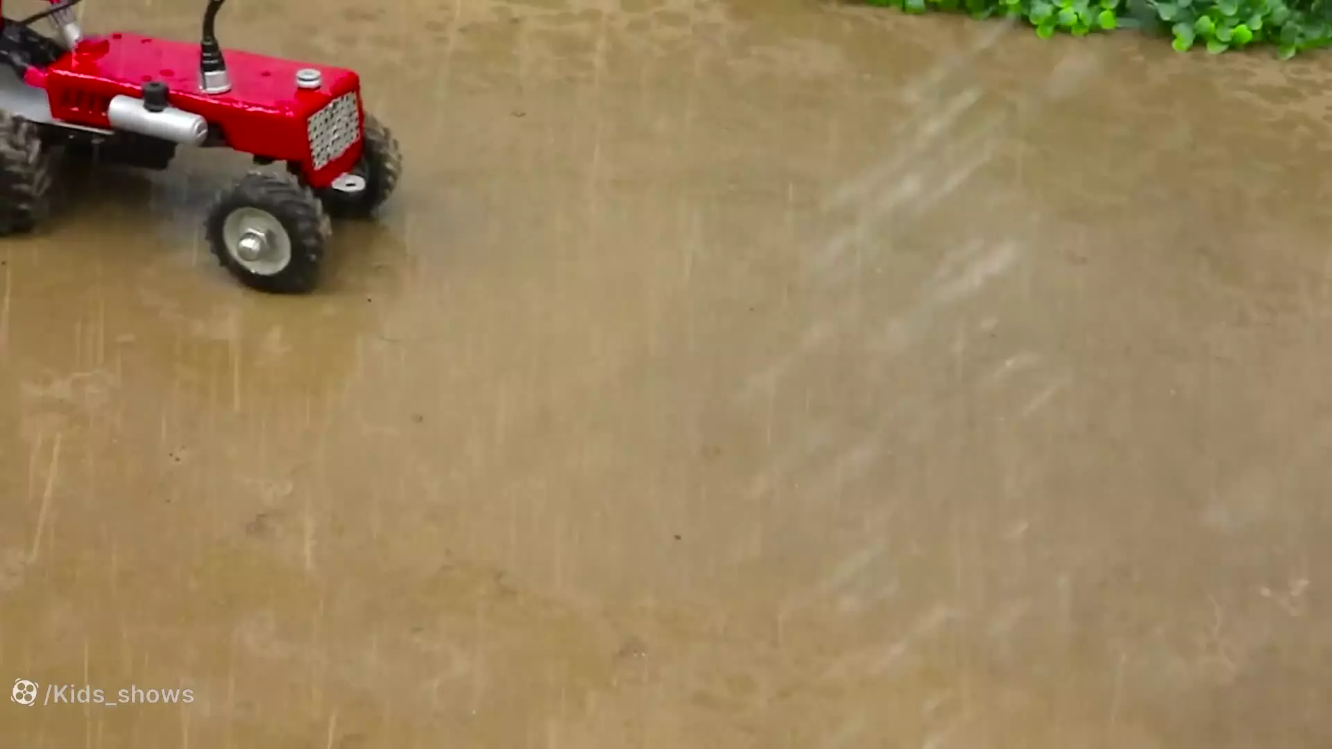 قطار اسباب بازی تراکتور هالک ماشین بازی شهر اسباب بازی برنامه کودک کارتون