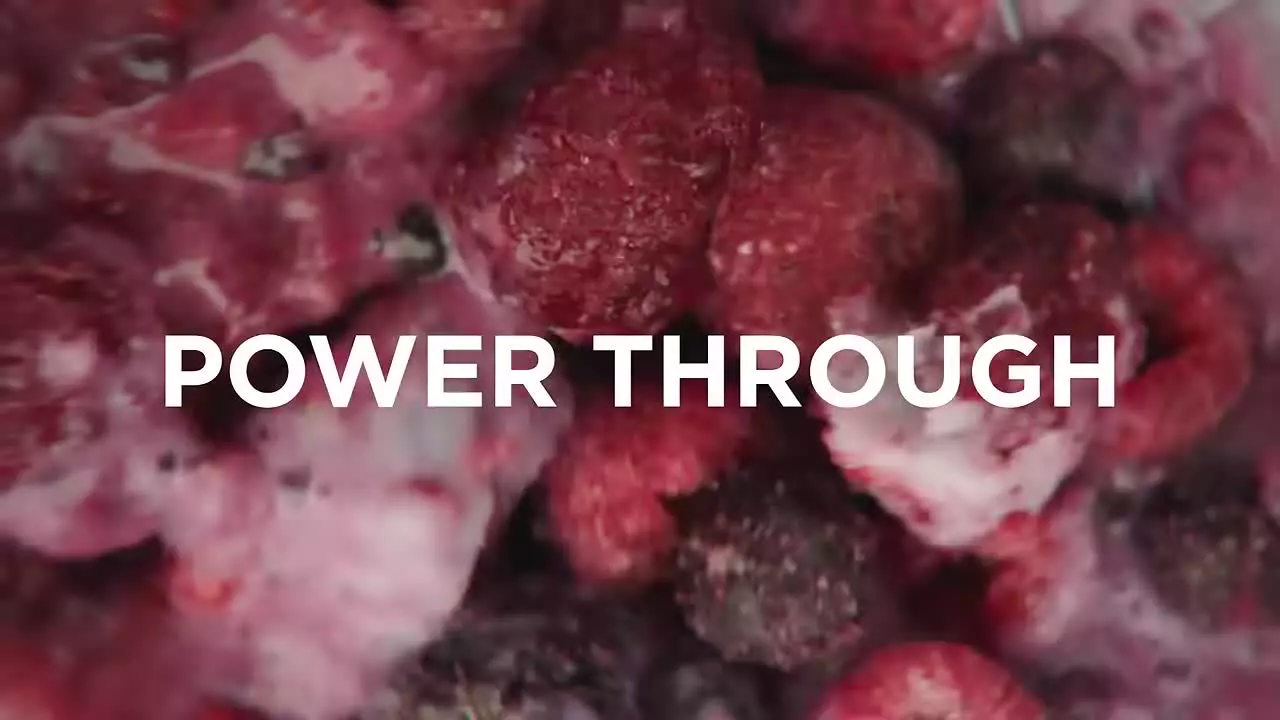 دستگاه 2 کاره اسموتی ساز و مخلوط کن نینجا مدل CB100