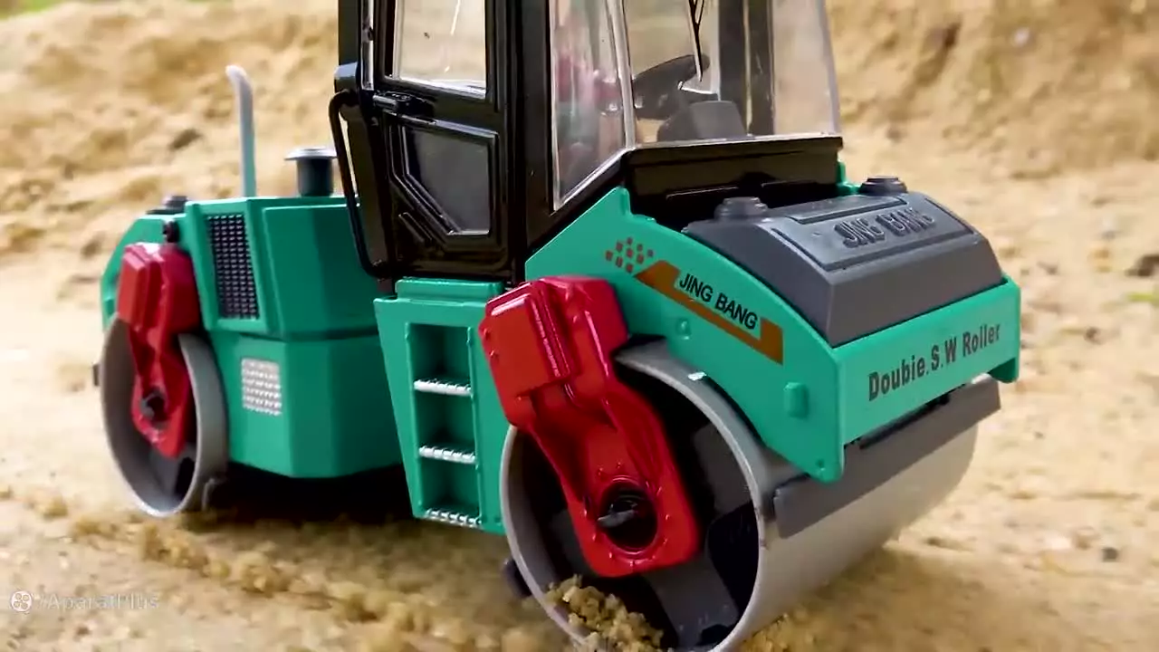 نجات ماشین اسباب بازی /  تراکتور کارتونی  / کارتون ماشینها