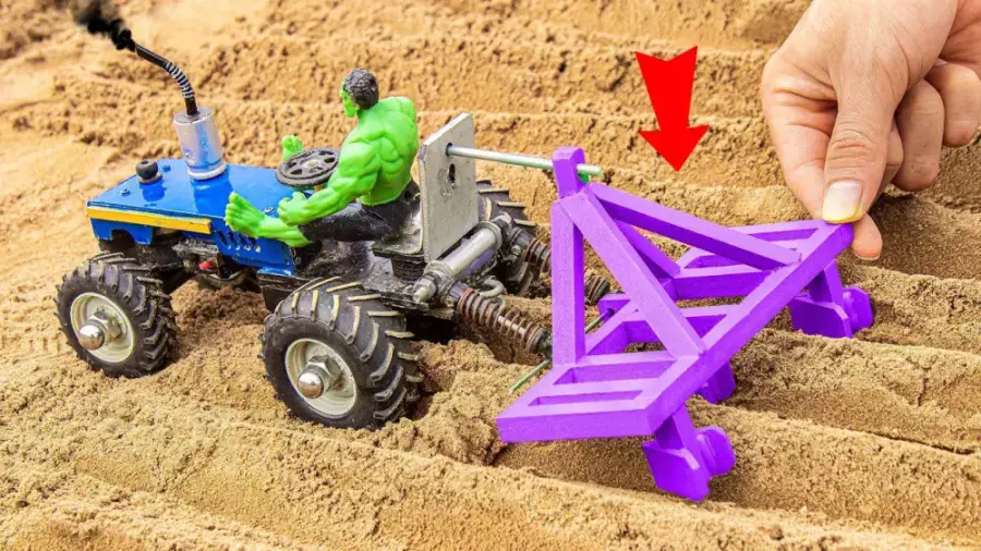 مزرعه داری بازی با اسباب بازی ها هالک ماشین بازی تراکتور اسباب بازی برنامه کودک