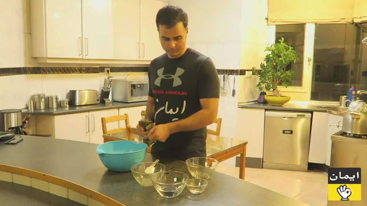 غذا برای شام یک غذای ساده سریع و خوشمزه با سس های خوشمزه - تهیه پیتزا خانگی