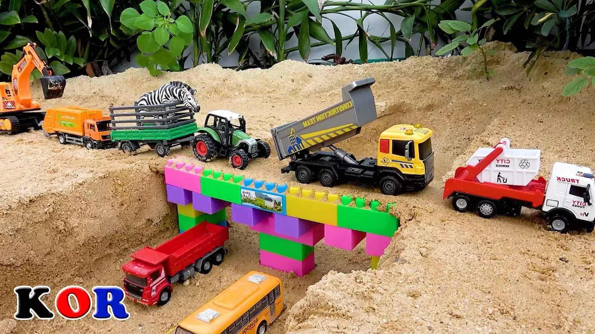 ساخت پل بلوک اسباب بازی ماشین تراکتور، کمپرسی، بیل مکانیکی، جرثقیل