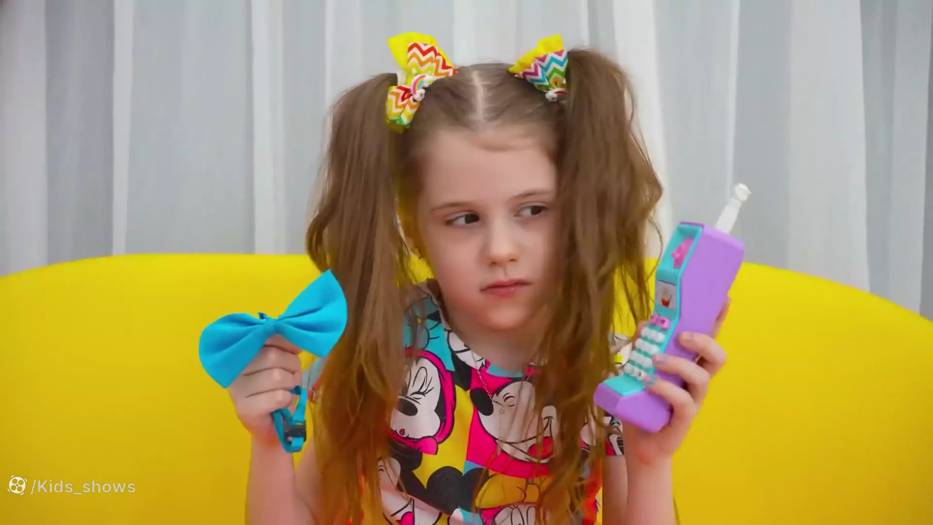 ایوا و مامان در خانه صورتی مشکی ونزدی | کارتون جدید برای کوچولوها