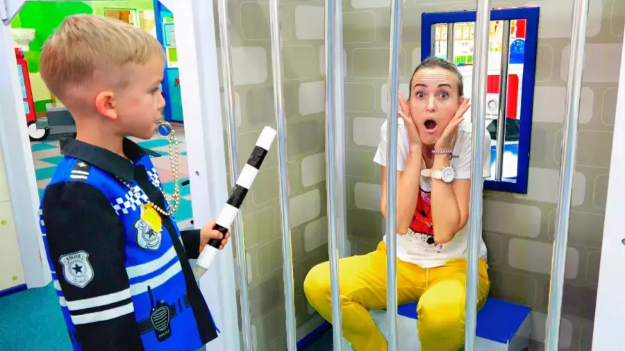 برنامه کودک جدید ولاد و نیکی | مامان ولاد و نیکیتا در زندان