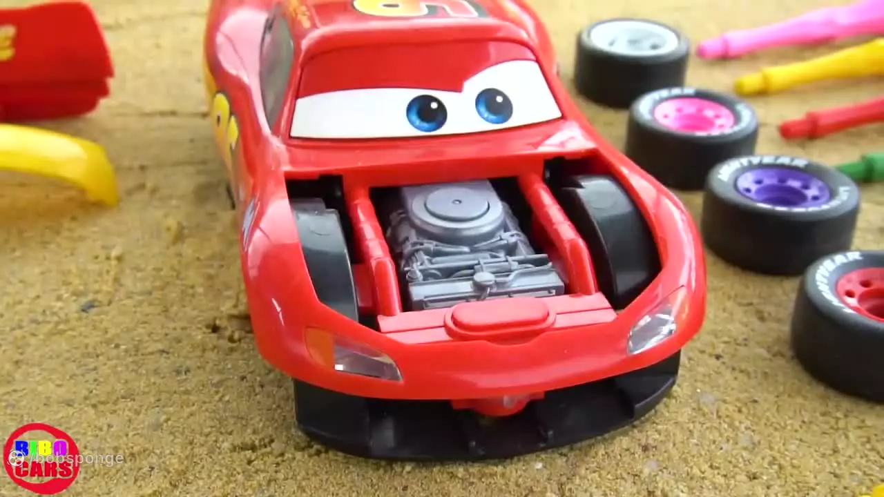 مونتاژ ماشین اسباب بازی؛ مک کوئین اسباب بازی؛ ماشین بازی