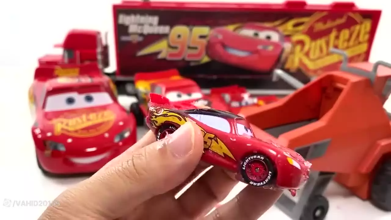 بازی با ماشین های اسباب بازی مک کویین - کالکشن خودروها - اسباب بازی کودک