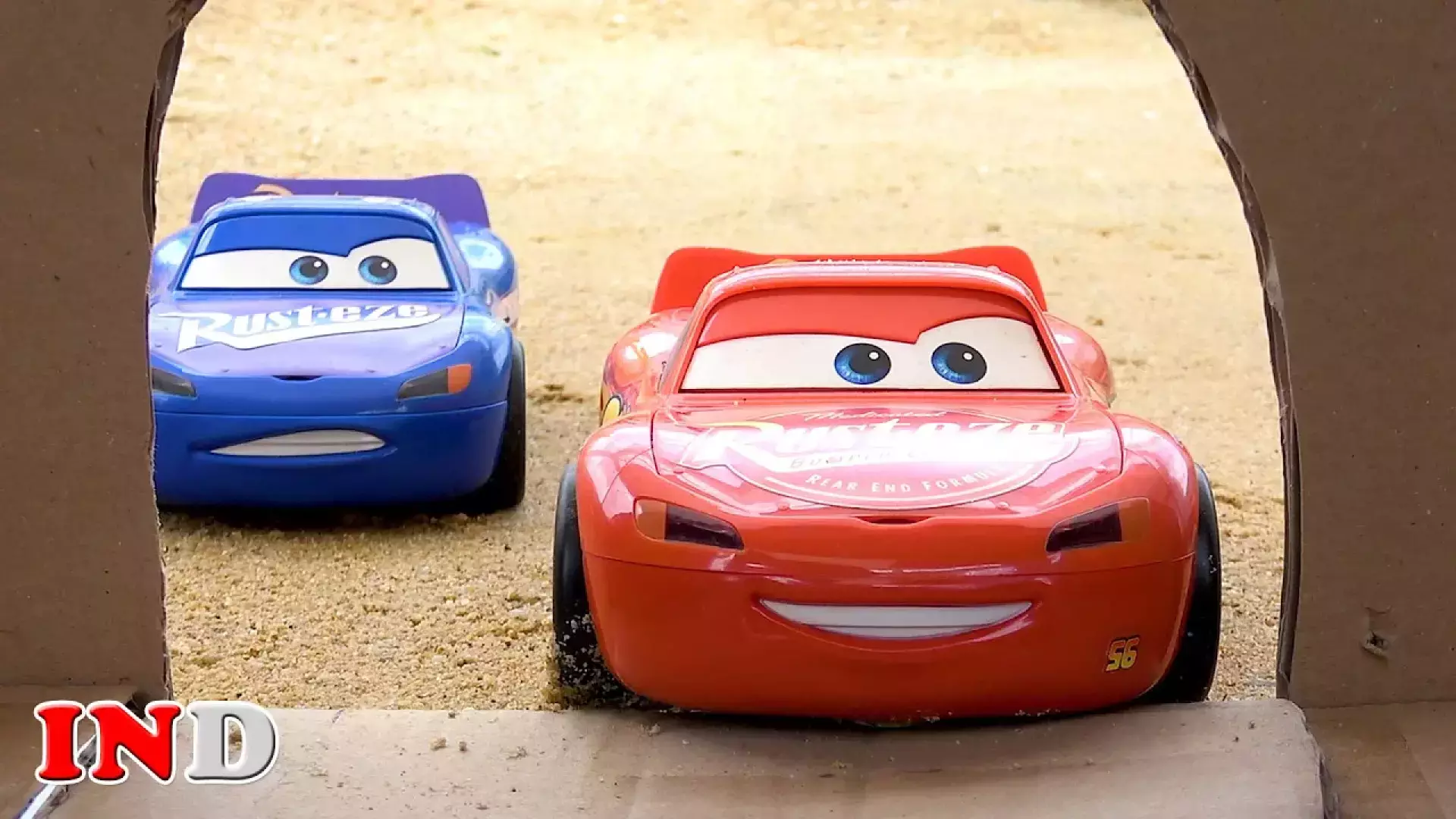 ماشین اسباب بازی :: مک کویین :: مسابقه ماشین های دیزنی:: ماشین بازی