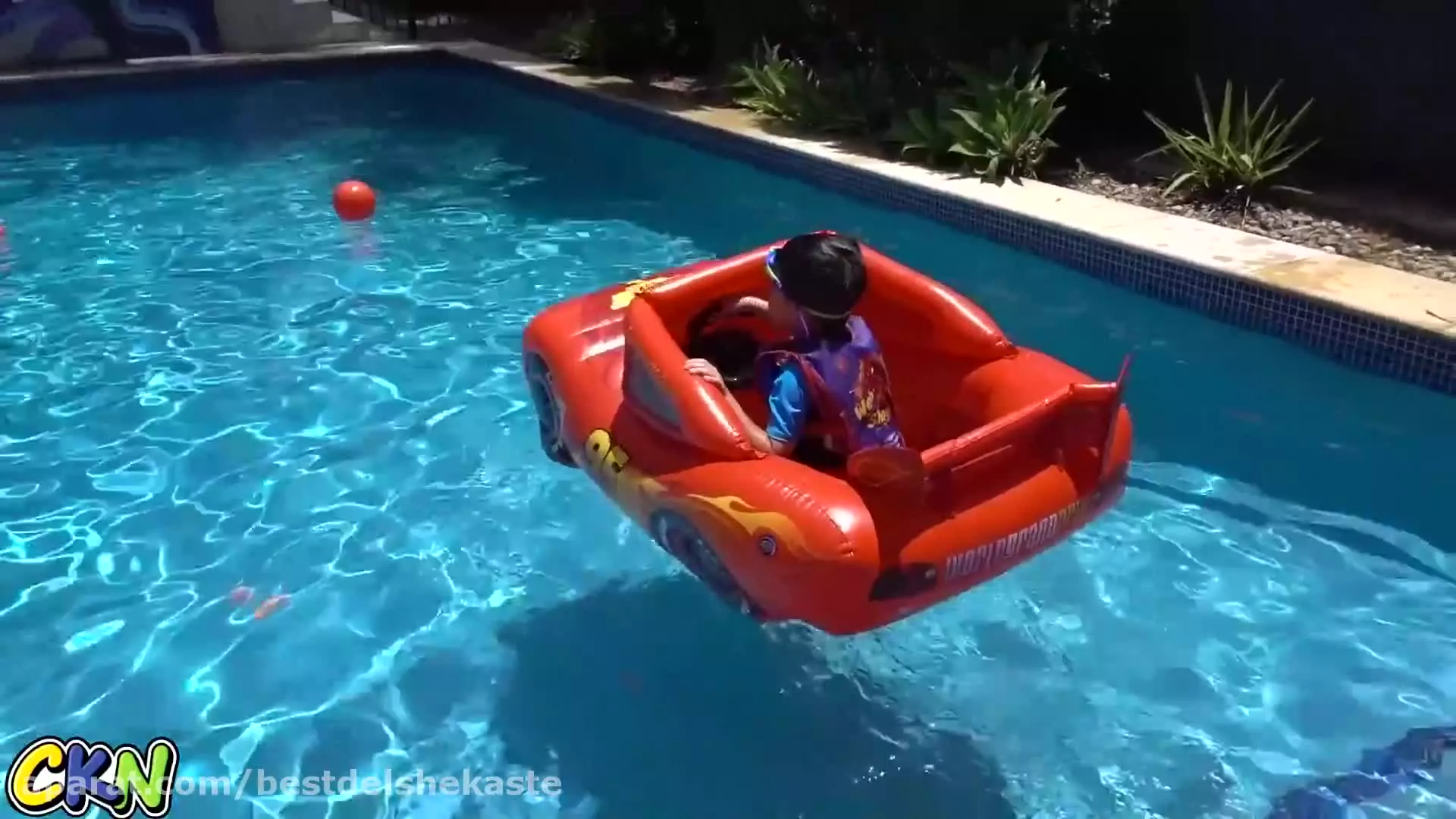 ماشین اسباب بازی مک کوئین/بازی در استخر/برنامه سرگرمی کودک