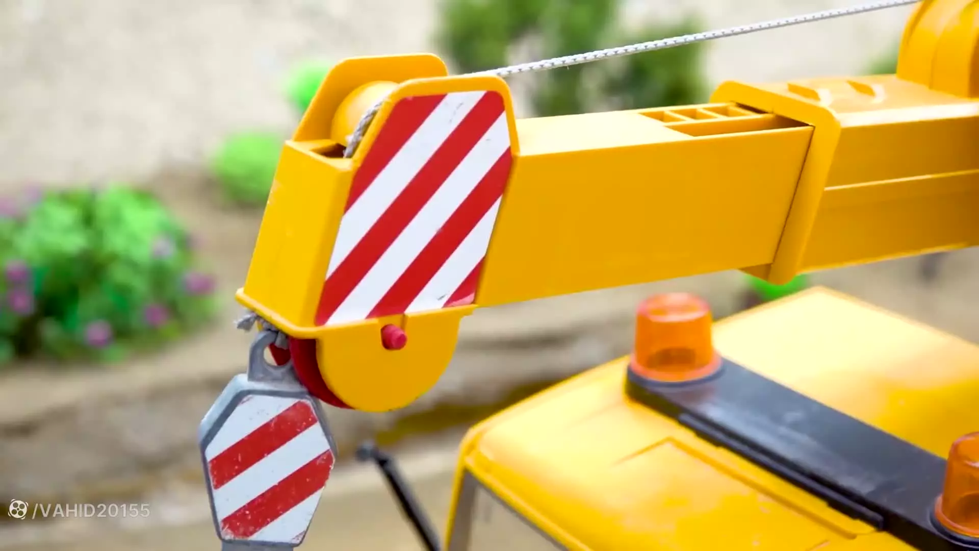 بازی با ماشین اسباب بازی مک کویین - داستان وسایل نقلیه - اسباب بازی کودک