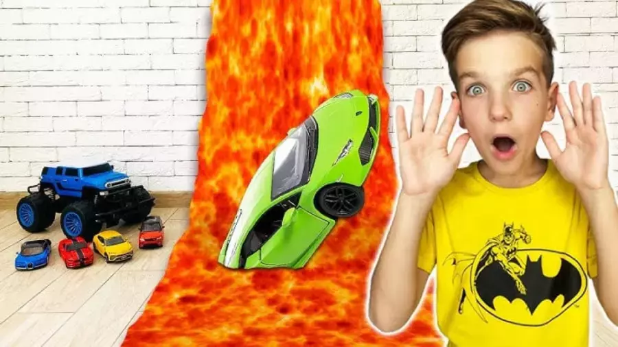 ماشین بازی پسرانه ، ماشین اسباب بازی ، ماشین مک کویین ، ماشین بازی