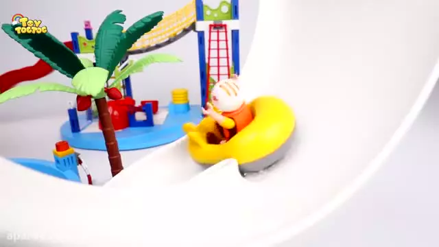 شن‌بازی کودکانه با اسباب‌بازی‌های ساحلی – بازی جدید کودک