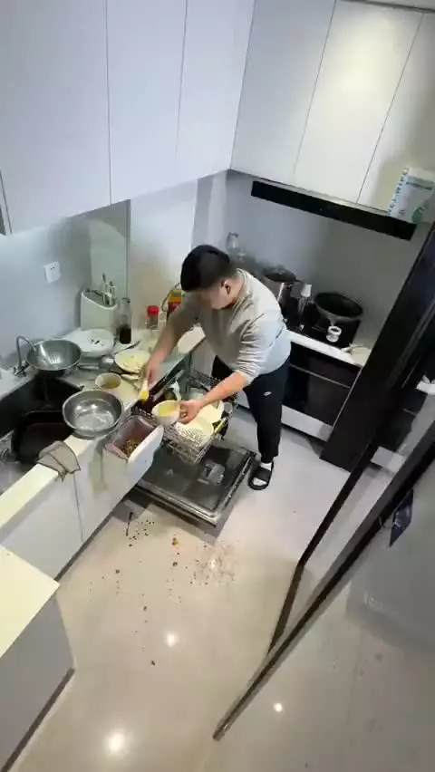 تمیز کردن خانه