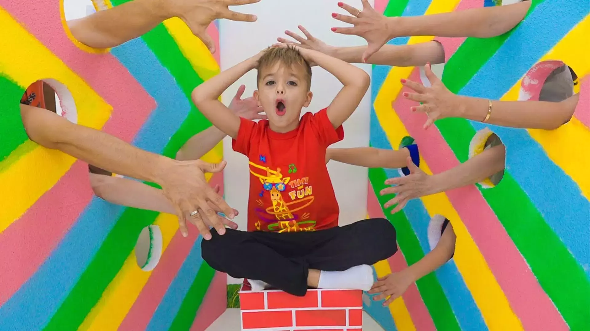 چالش خیلی بامزه با ولاد و نیکی / دانود برنامه کودک ولاد و نیکی / ولاد و نیکی