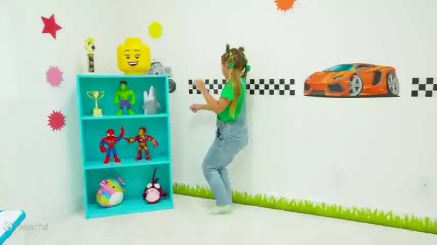 ولاد و نیکیتا ~ چالش پیتزا خوری ولاد ونیکی جدید~برنامه کودک ولادو نیکی~ولاد نیکی